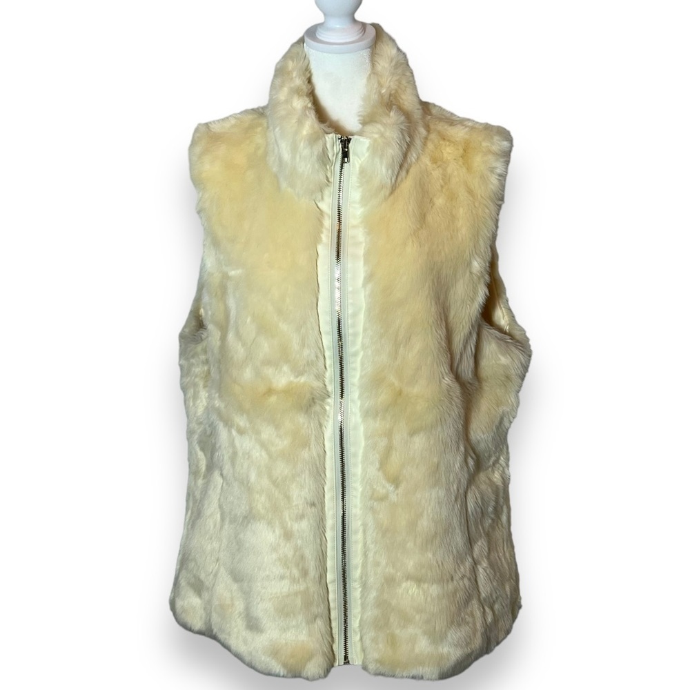 Milano White/Cream Color Faux Fur Vest, Size XL